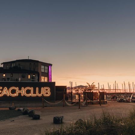 Rbr 1532 - Beach Resort 캄퍼란트 외부 사진