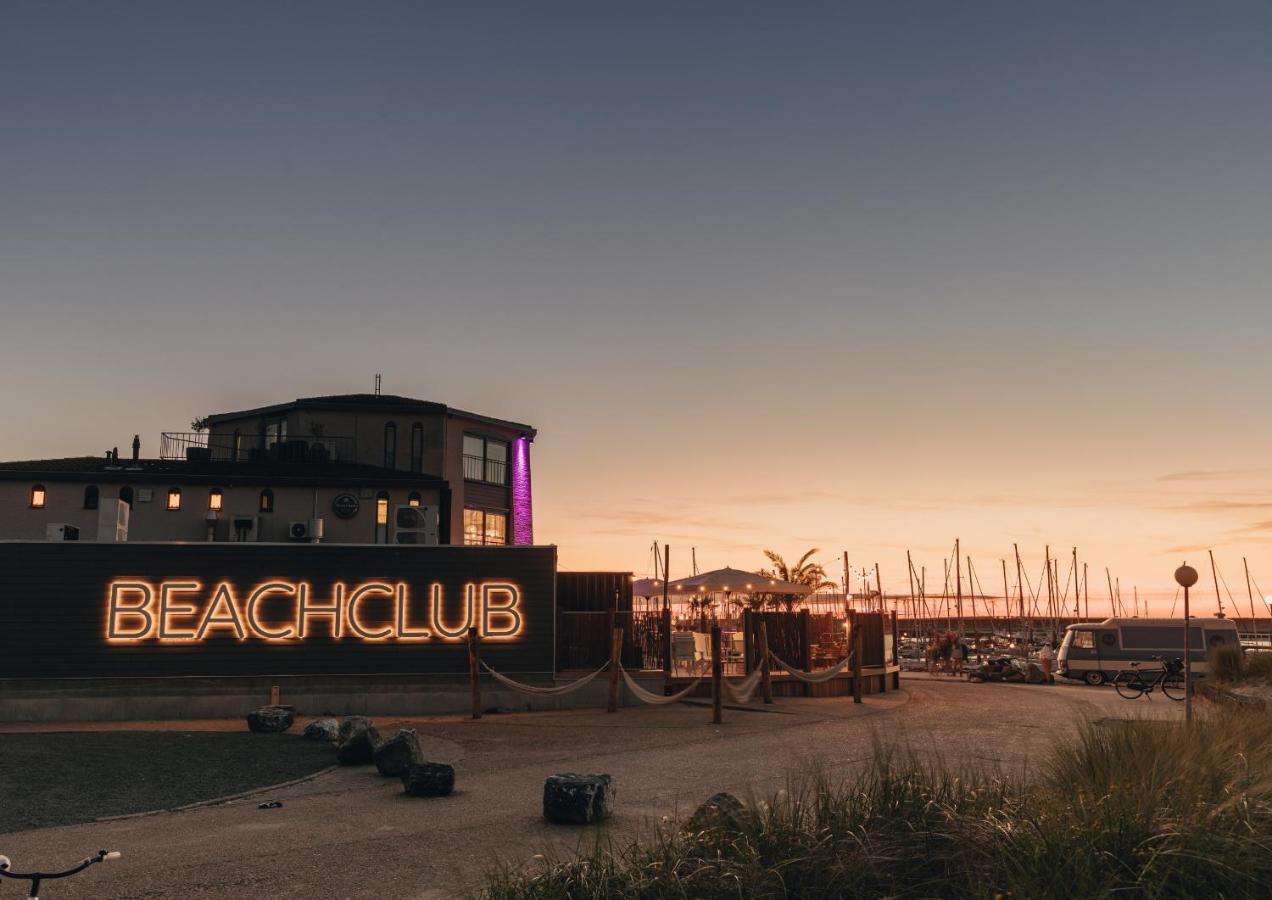Rbr 1532 - Beach Resort 캄퍼란트 외부 사진